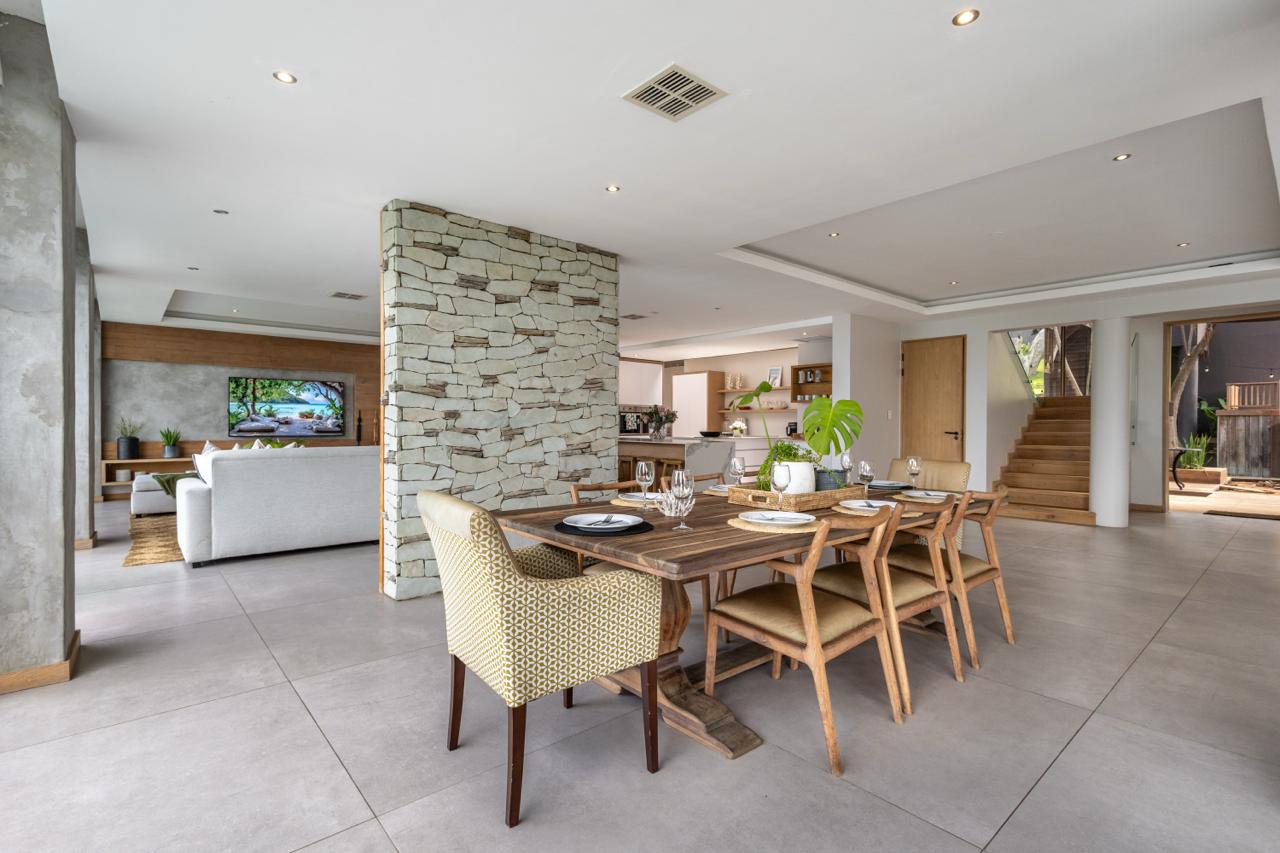 Whitefoord Beach House